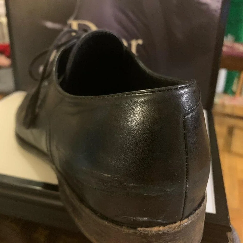 Giorgio Armani black leather Mens tie up shoes